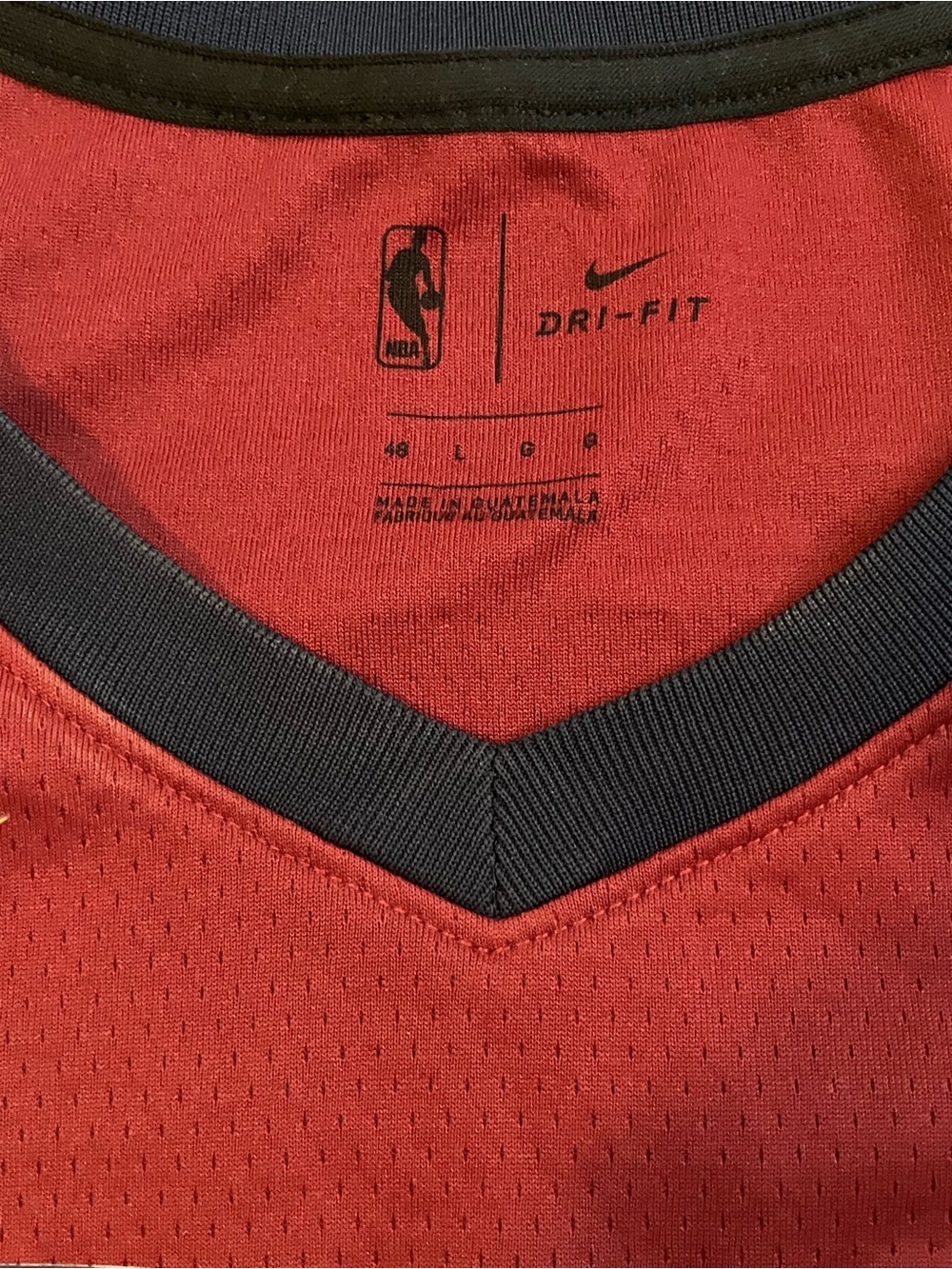 LeBron James Cleveland Cavaliers 2017 Nike Icon Edition Jersey Size 48 Large - Picture 5 of 10